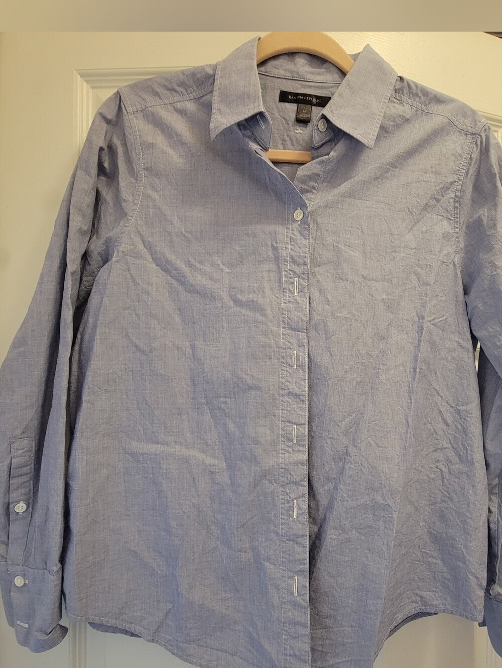 Banana Republic Women's Long Sleeve Button-up